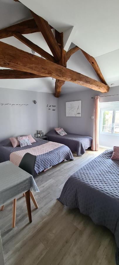 A La Gloriette Bed & Breakfast Neuville-de-Poitou Bagian luar foto