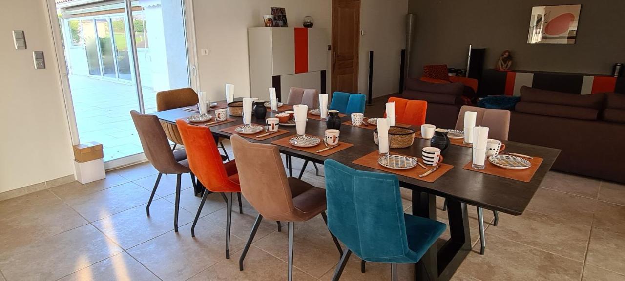 A La Gloriette Bed & Breakfast Neuville-de-Poitou Bagian luar foto